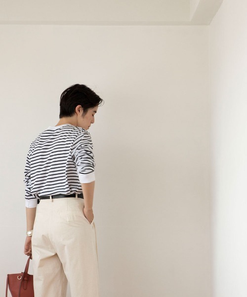 marjour（マージュール）の「BORDER LONG SLEEVE TEE（Tシャツ/カットソー・レディース・ホワイト×レッド/ブラック×ホワイト/ホワイト×ブラック・M）」の11枚目の写真