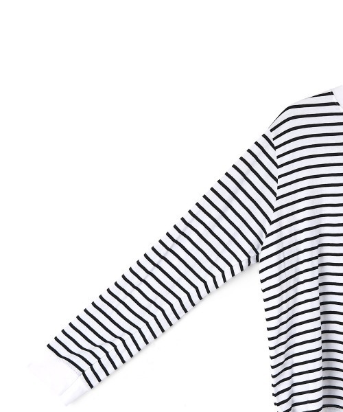 marjour（マージュール）の「BORDER LONG SLEEVE TEE（Tシャツ/カットソー・レディース・ホワイト×レッド/ブラック×ホワイト/ホワイト×ブラック・M）」の15枚目の写真