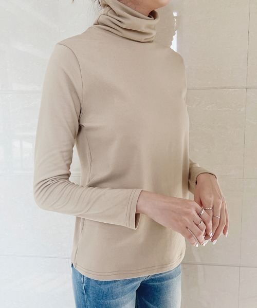 Doux Belle(ドゥーベル)の「裏起毛カットソー タートルネック(Tシャツ/カットソー・レディース・ホワイト/ライトグレー/ブラック/ベージュ/ネイビー・MEDIUM/LARGE)」の12枚目の写真