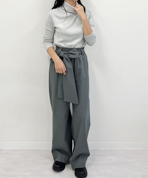 Doux Belle(ドゥーベル)の「裏起毛カットソー タートルネック(Tシャツ/カットソー・レディース・ホワイト/ライトグレー/ブラック/ベージュ/ネイビー・MEDIUM/LARGE)」の22枚目の写真