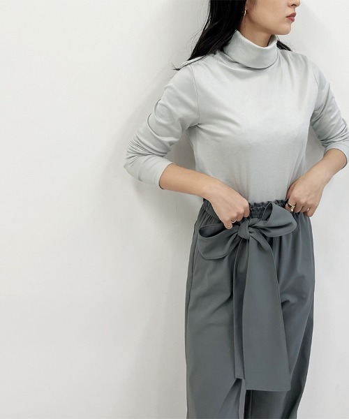 Doux Belle(ドゥーベル)の「裏起毛カットソー タートルネック(Tシャツ/カットソー・レディース・ホワイト/ライトグレー/ブラック/ベージュ/ネイビー・MEDIUM/LARGE)」の21枚目の写真