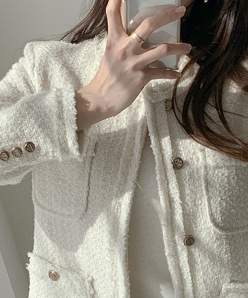 DAY CLOSET（デイ クローゼット）の「レディース ツイード風バックスリットノーカラージャケット（ノーカラージャケット・レディース・オフホワイト・S/M）」の7枚目の写真