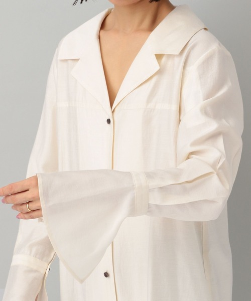 A part by（アパートバイ）の「ソデフレアカイキンシャツ（シャツ/ブラウス・レディース・ブラック/アイボリー・FREE）」の16枚目の写真