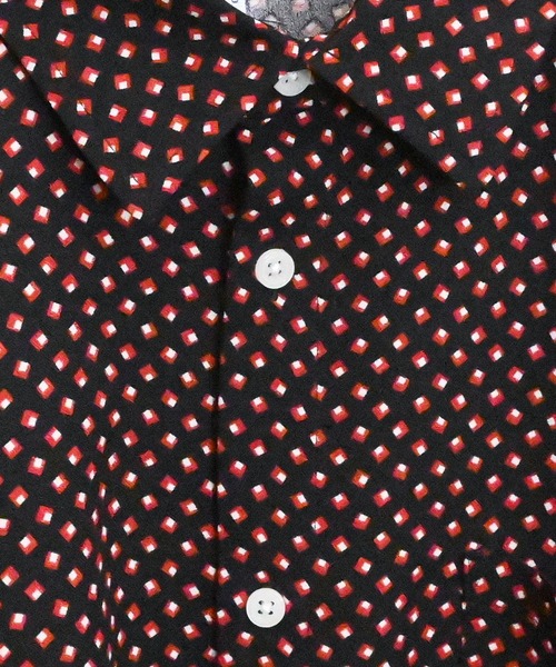 Anytime Songs（エニータイムソングス）の「ポリ総柄プリント(B柄) ドロップショルダー LSシャツ（シャツ/ブラウス・メンズ・ブラック/ブラウン/ホワイト・MEDIUM/LARGE/X-LARGE）」の10枚目の写真