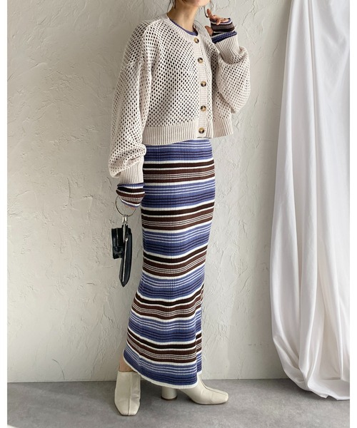 She's Closet(シーズクローゼット)の「前後2WAYメッシュ透かし編みボリュームスリーブショート丈コットンニットカーディガン(カーディガン/ボレロ・レディース・グリーン/アイボリー/グレイッシュベージュ/チェリーレッド/ブラック・FREE)」の11枚目の写真