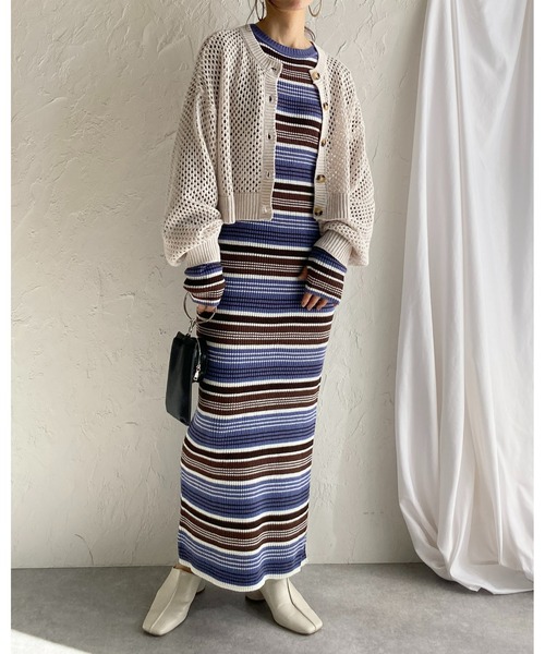 She's Closet(シーズクローゼット)の「前後2WAYメッシュ透かし編みボリュームスリーブショート丈コットンニットカーディガン(カーディガン/ボレロ・レディース・グリーン/アイボリー/グレイッシュベージュ/チェリーレッド/ブラック・FREE)」の16枚目の写真