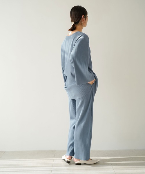 rectangle（レクタングル）の「2WAYリップルプリーツプルオーバー【セットアップ可】（Tシャツ/カットソー・レディース・ブルー/ブラック/アイボリー・FREE）」の20枚目の写真