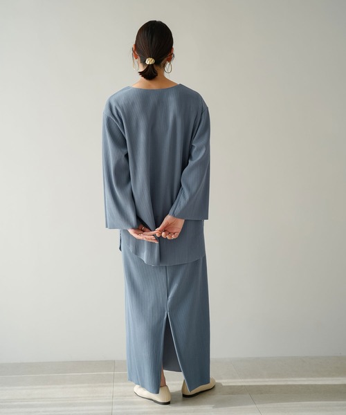 rectangle（レクタングル）の「2WAYリップルプリーツプルオーバー【セットアップ可】（Tシャツ/カットソー・レディース・ブルー/ブラック/アイボリー・FREE）」の22枚目の写真