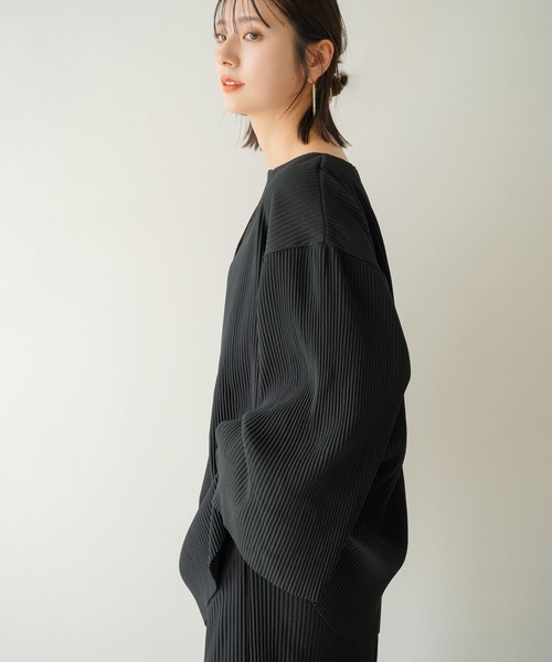 rectangle（レクタングル）の「2WAYリップルプリーツプルオーバー【セットアップ可】（Tシャツ/カットソー・レディース・ブルー/ブラック/アイボリー・FREE）」の18枚目の写真