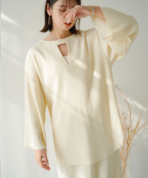 rectangle（レクタングル）の「2WAYリップルプリーツプルオーバー【セットアップ可】（Tシャツ/カットソー・レディース・ブルー/ブラック/アイボリー・FREE）」の6枚目の写真