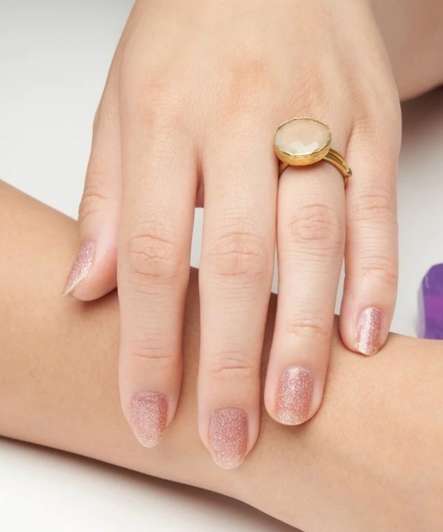 INCOCO（インココ）の「【INCOCO】貼るだけマニキュア 5 [I]（ネイルシール/ネイルチップ・レディース・ベージュ系その他/その他1/その他2/ピンク系その他・ONESIZE）」の13枚目の写真