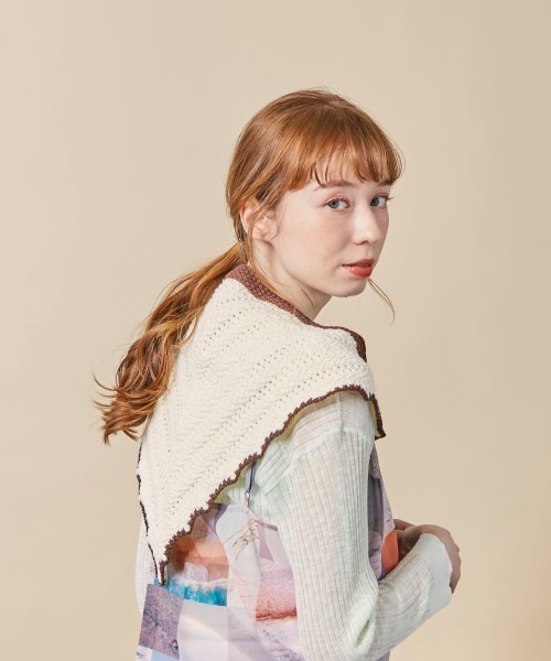 kaorinomori(カオリノモリ)の「kaorinomori スウィスカーフ(バンダナ/スカーフ・レディース・ホワイト/グリーン・ONE SIZE)」の8枚目の写真