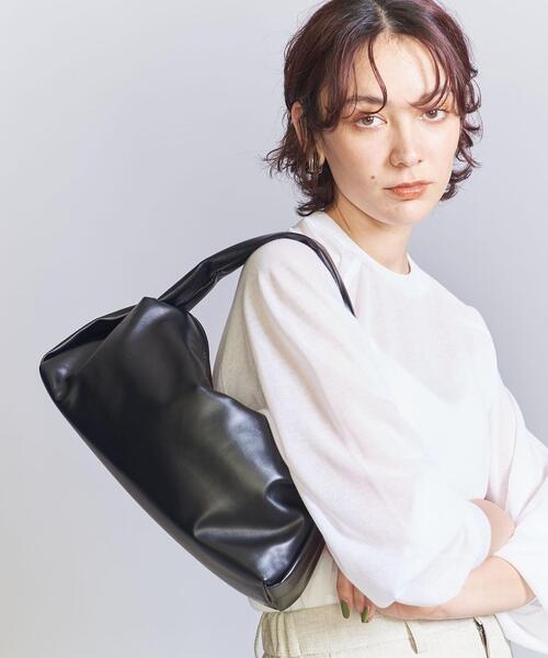 BEAUTY&YOUTH UNITED ARROWS（ビューティーアンドユースユナイテッドアローズ）の「サイドタック ロング ワンハンドル ショルダーバッグ（ショルダーバッグ・レディース・ブラック/コバルトブルー・FREE）」の6枚目の写真