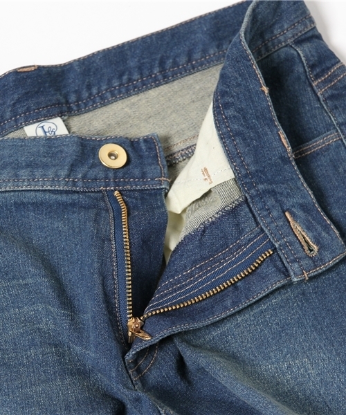 LBC(エルビーシー)の「コットンポリスキニーパンツ(その他パンツ・レディース・オフホワイト/ネイビー/ダークネイビー・MEDIUM/LARGE)」の4枚目の写真