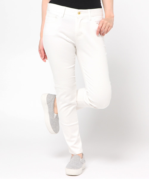 LBC(エルビーシー)の「コットンポリスキニーパンツ(その他パンツ・レディース・オフホワイト/ネイビー/ダークネイビー・MEDIUM/LARGE)」の6枚目の写真