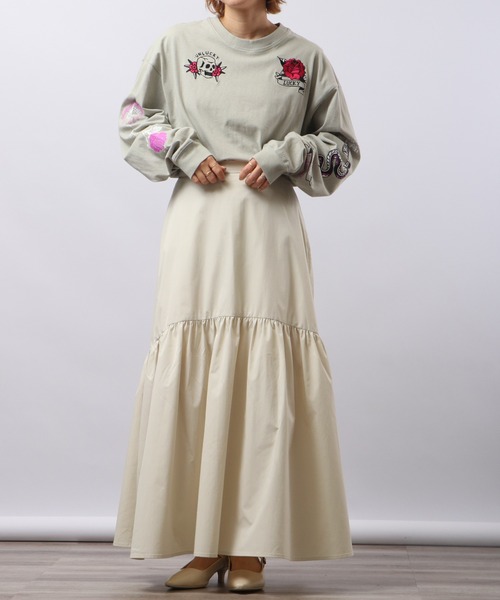 spiritoso(スピリトーゾ)の「spiritoso ネオメタルプリントロンT 長袖(Tシャツ/カットソー・レディース・オフホワイト/オリーブ・F)」の8枚目の写真