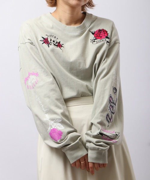 spiritoso(スピリトーゾ)の「spiritoso ネオメタルプリントロンT 長袖(Tシャツ/カットソー・レディース・オフホワイト/オリーブ・F)」の5枚目の写真