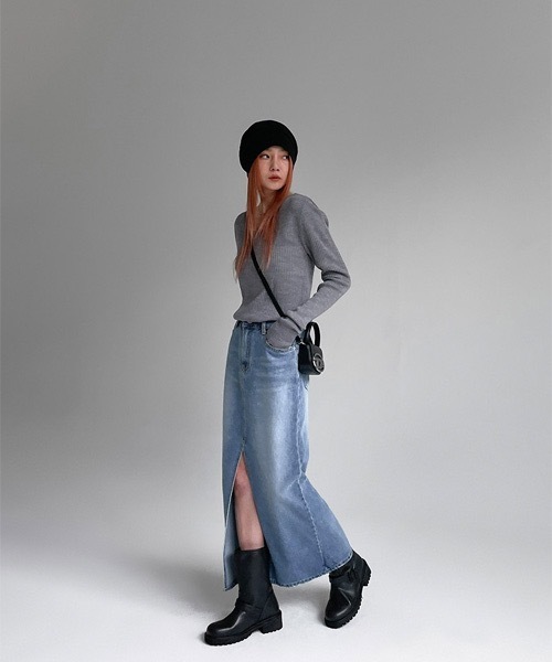 BLACKUP（ブラックアップ）の「[MADE] デイリーVネックニット（ニット/セーター・レディース・グレー/ブルー・ONE SIZE）」の22枚目の写真