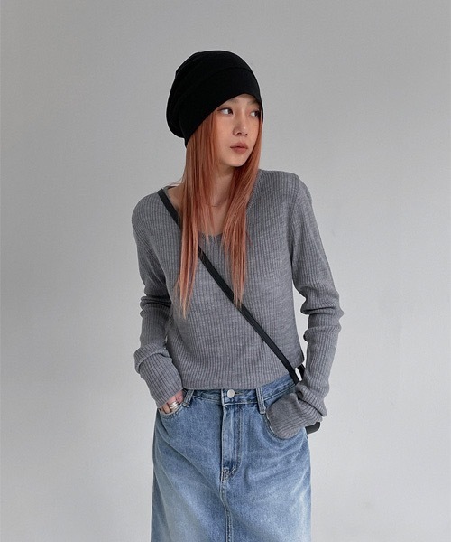 BLACKUP（ブラックアップ）の「[MADE] デイリーVネックニット（ニット/セーター・レディース・グレー/ブルー・ONE SIZE）」の3枚目の写真