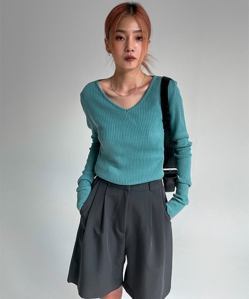 BLACKUP（ブラックアップ）の「[MADE] デイリーVネックニット（ニット/セーター・レディース・グレー/ブルー・ONE SIZE）」の4枚目の写真
