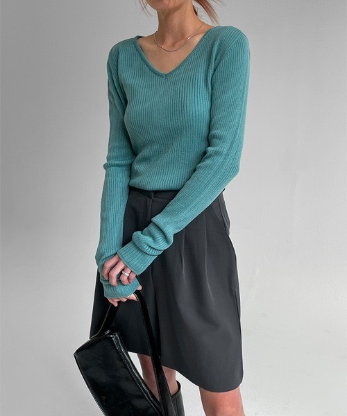 BLACKUP（ブラックアップ）の「[MADE] デイリーVネックニット（ニット/セーター・レディース・グレー/ブルー・ONE SIZE）」の12枚目の写真