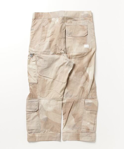 G-STAR(ジースター)の「UTILITY PANT/カモフラージュ柄/ワイドクロップドパンツ(チノパンツ・レディース・カモフラージュ・25inch/26inch/27inch/24inch)」の8枚目の写真