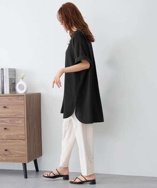 alotta(アロッタ)の「スキッパーとろみブラウスチュニック(シャツ/ブラウス・レディース・ブラック/グレイッシュブルー/ライトカーキ/スモークピンク/オフホワイト/ピンク/グレイッシュベージュ/チャコール・MEDIUM/X-LARGE/XX-LARGE/LARGE/XXXX-LARGE/XXX-LARGE)」の17枚目の写真