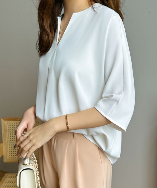 ECLIN（エクラン）の「五分袖キーネックブラウス（シャツ/ブラウス・レディース・ホワイト/ブラック/ネイビー/ライトグリーン/ブルーグレー・M/L）」の22枚目の写真