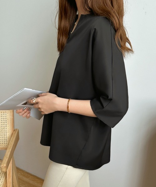 ECLIN（エクラン）の「五分袖キーネックブラウス（シャツ/ブラウス・レディース・ホワイト/ブラック/ネイビー/ライトグリーン/ブルーグレー・M/L）」の8枚目の写真