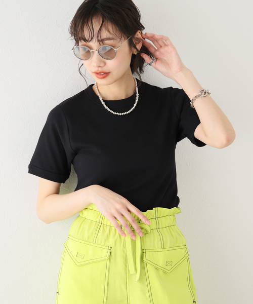 U by SPICK&SPAN（ユーバイスピックアンドスパン）の「【Hanes(ヘインズ)】BEEFY RibクルーネックTシャツ（Tシャツ/カットソー・レディース・ブラック/ホワイト・FREE）」の2枚目の写真