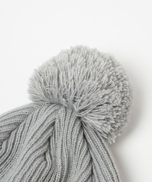 NEW ERA(ニューエラ)の「【NEW ERA(ニューエラ)】RIB PON KNIT(ニットキャップ/ビーニー・レディース・ベージュ/グレー/オフホワイト・FREE)」の4枚目の写真