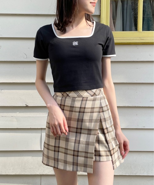 one way(ワンウェイ)の「バイカラーパイピングTシャツ(Tシャツ/カットソー・レディース・ブラック/ホワイト/ライトイエロー/ライトグリーン・FREE)」の22枚目の写真