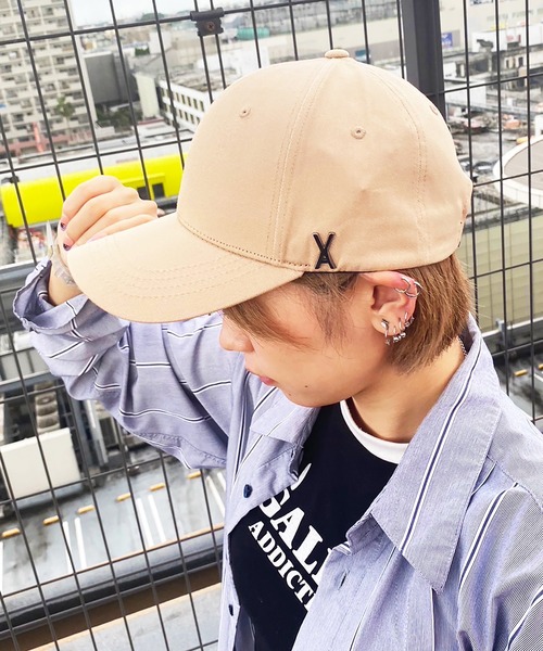 女性に人気！ varzar-Gold＆Silver.スタッズ ロゴ キャップ オーバーフィット メンズウェア