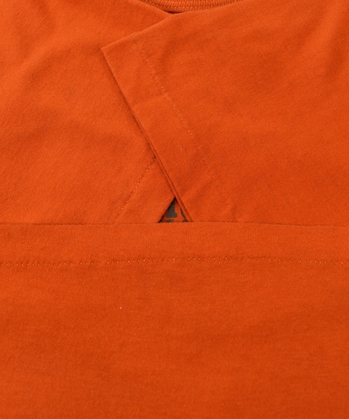 VINTAGE（ヴィンテージ）の「【ヴィンテージ古着】80's RUSSELL / ラッセル HAMILTON HEIGHTS 1983 BASKETBALL CAMP Tシャツ USA製（Tシャツ/カットソー・メンズ・オレンジ・MEDIUM）」の4枚目の写真
