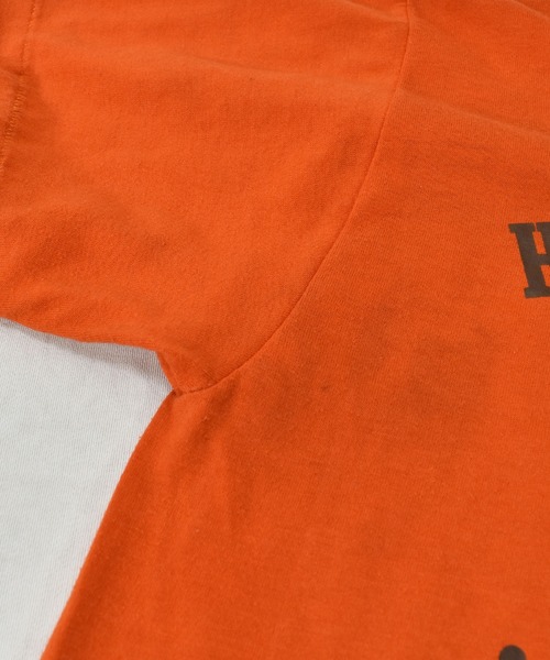 VINTAGE（ヴィンテージ）の「【ヴィンテージ古着】80's RUSSELL / ラッセル HAMILTON HEIGHTS 1983 BASKETBALL CAMP Tシャツ USA製（Tシャツ/カットソー・メンズ・オレンジ・MEDIUM）」の5枚目の写真