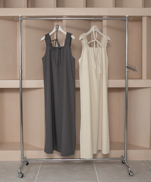 lawgy(ラウジー)の「gather shoulder op(ワンピース・レディース・グレー/ホワイト・FREE)」の17枚目の写真