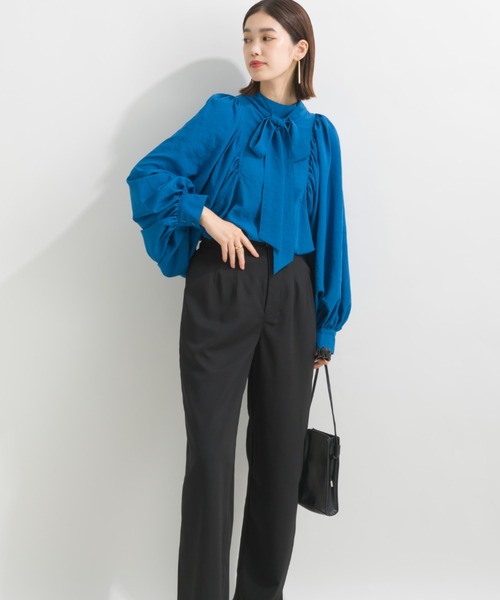 デコルテギャザーブラウス ブルー