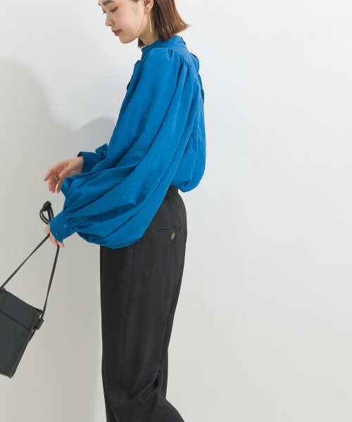デコルテギャザーブラウス ブルー