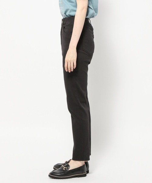 BAYFLOW(ベイフロー)の「コンフォートスリムパンツ(その他パンツ・レディース・ライトグレー/ベージュ/ブルー/ブラック・SMALL/MEDIUM)」の6枚目の写真