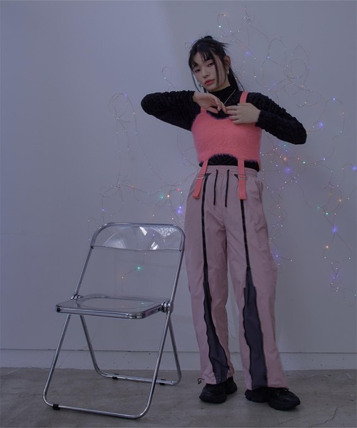 miette（ミエット）の「ガーターベルトデザインシャギービスチェ（キャミソール・レディース・ブラック/ブルー/ピンク/グリーン・FREE）」の11枚目の写真