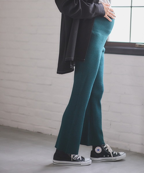 Rosemadame(ローズマダム)の「ニットリブフレアパンツ(マタニティ~産後)妊婦服 産前・産後対応(マタニティウェア/グッズ・レディース・アイボリー/グリーン/モカ/ブラック/オレンジ・M/L)」の8枚目の写真