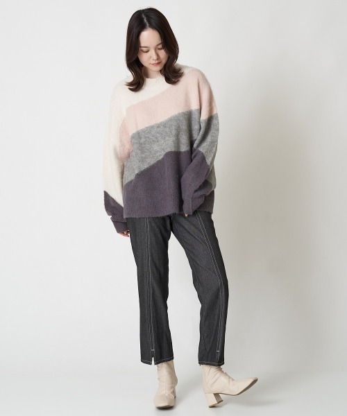 A de a.v.v(アードアー・ヴェ・ヴェ)の「モヘアタッチインターシャプルオーバー(ニット/セーター・レディース・ブラック/ライトピンク・39)」の15枚目の写真
