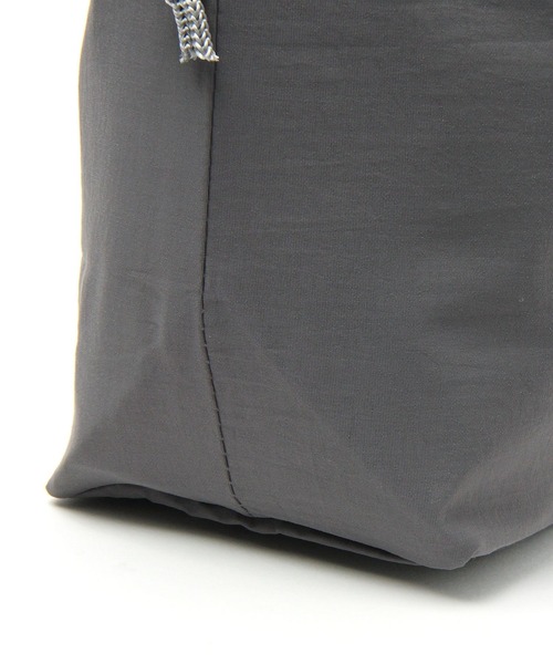 LAKOLE（ラコレ）の「ランチ巾着トートバッグ2 / 978174（トートバッグ・レディース・ベージュ/ダークグレー/ホワイト/グレー/ライトグレー・FREE）」の14枚目の写真