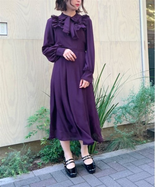 axes femme（アクシーズファム）の「ラッフルフリルシフォン