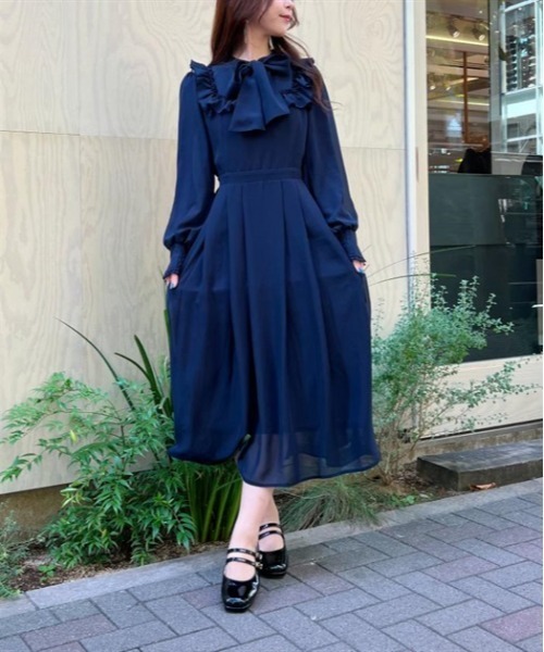 axes femme（アクシーズファム）の「ラッフルフリルシフォン
