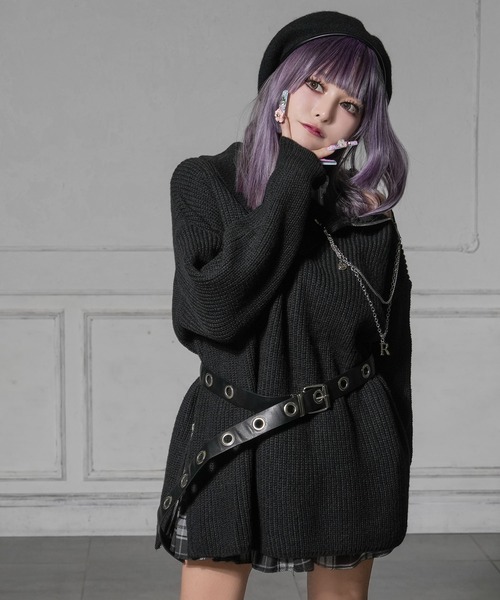 Diable baiser(ディアブルベーゼ)の「ビッグカラージップオフショルアレンジニットワンピース(ワンピース・レディース・ホワイト/ブラック・FREE)」の17枚目の写真