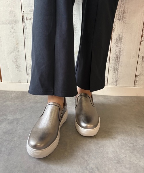 ALL BLACK(オールブラック)の「【本革/軽量/187g/カップインソール】スリッポン(スリッポン・レディース・ブラック/ホワイト/シルバー系・38/37/36/35/39/40)」の19枚目の写真