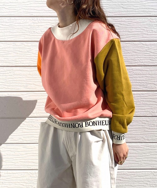 Q（キュー）の「リブロゴ配色トレーナー（スウェット・レディース・ピンク系/グレー系・MEDIUM）」の9枚目の写真