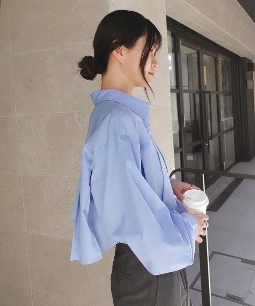 CORNERS（コーナーズ）の「ボリュームスリーブクロップドプリーツブラウス（シャツ/ブラウス・レディース・グレー/ブルー/ブラック/ホワイト・M）」の16枚目の写真