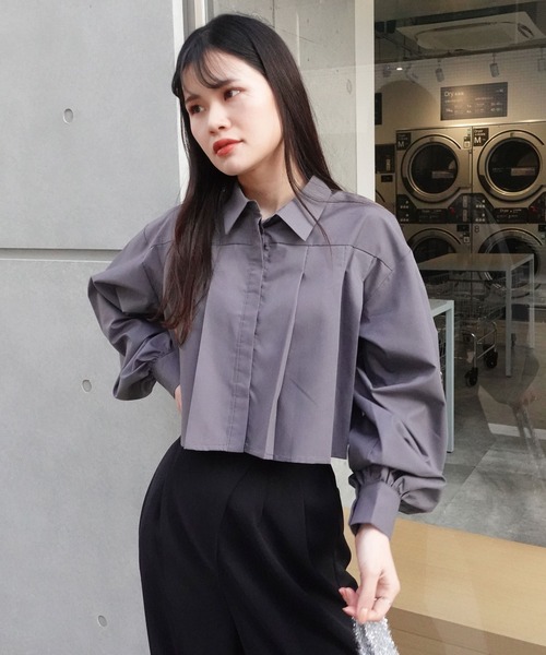 CORNERS（コーナーズ）の「ボリュームスリーブクロップドプリーツブラウス（シャツ/ブラウス・レディース・グレー/ブルー/ブラック/ホワイト・M）」の20枚目の写真